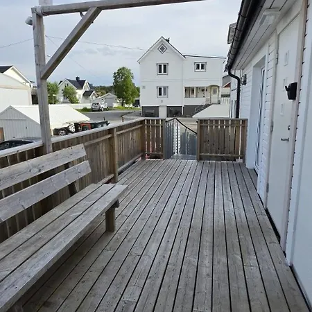 아파트 Lofoten Sea House Kabelvåg